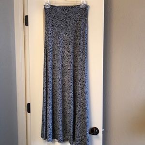 LuLaRoe maxi XS skirt navy rose print